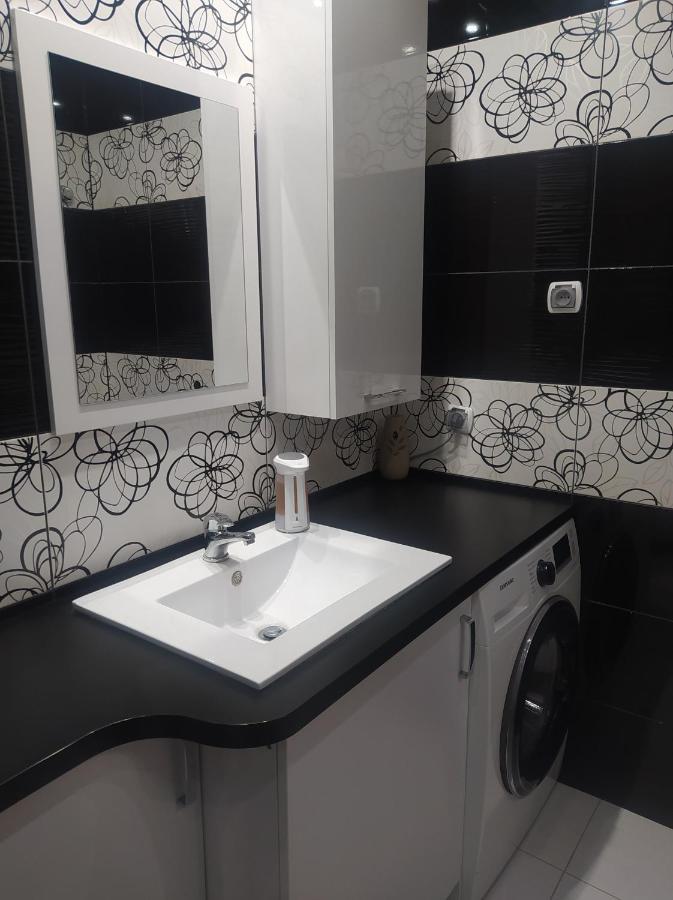 Apartament Rodzinny Z Ogrodkiem W Centrum Gizycka Giżycko Εξωτερικό φωτογραφία